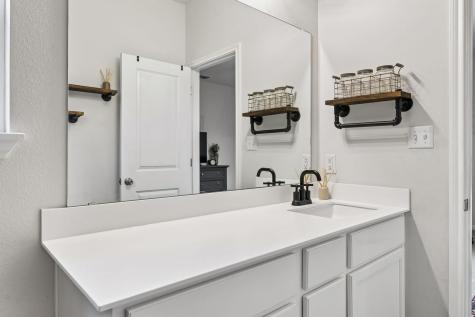 2851 Brand Iron Drive San Marcos TX 78666