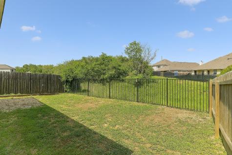 2851 Brand Iron Drive San Marcos TX 78666