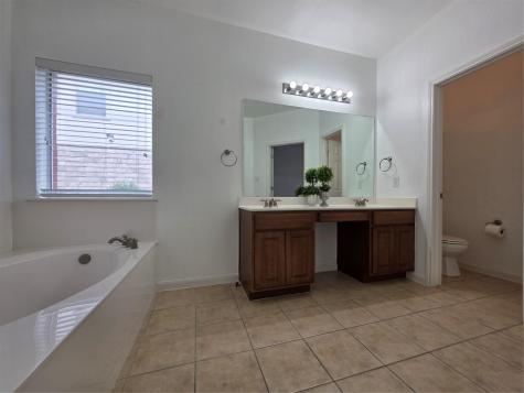 148 Black Cap Run Buda TX 78610