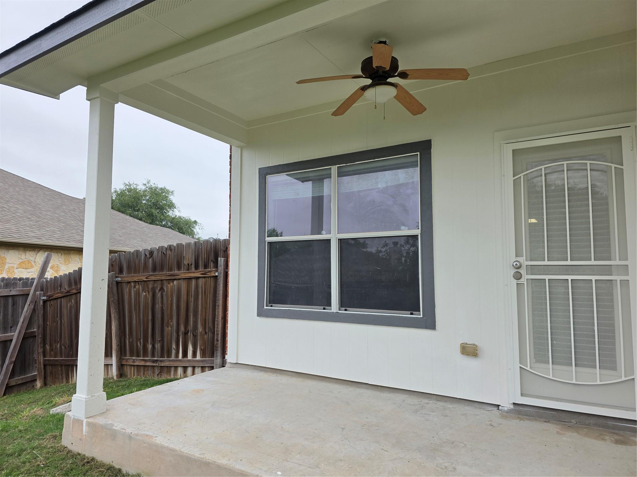 148 Black Cap Run Buda TX 78610