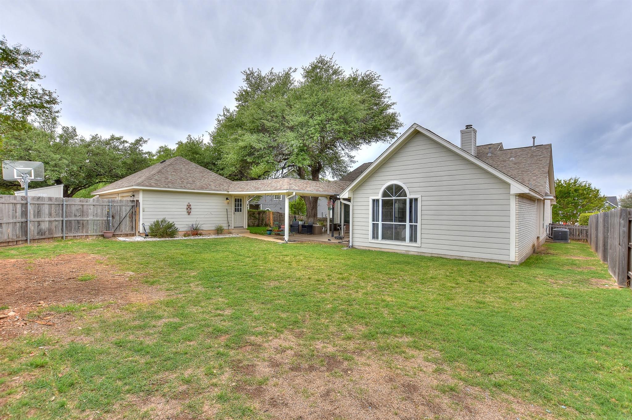 111 Green Grove Georgetown TX 78633