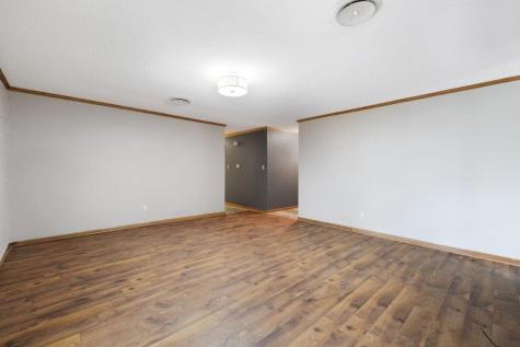 2204 Smith Avenue Taylor TX 76574