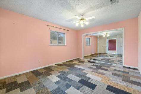 2204 Smith Avenue Taylor TX 76574