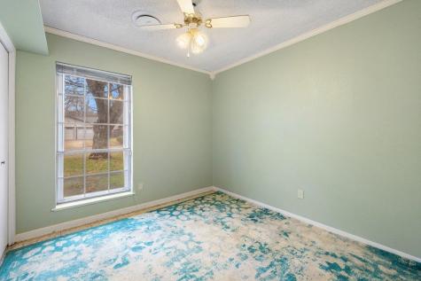 2204 Smith Avenue Taylor TX 76574
