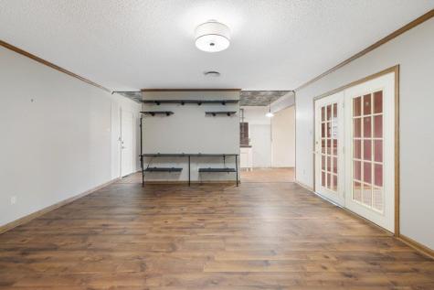 2204 Smith Avenue Taylor TX 76574