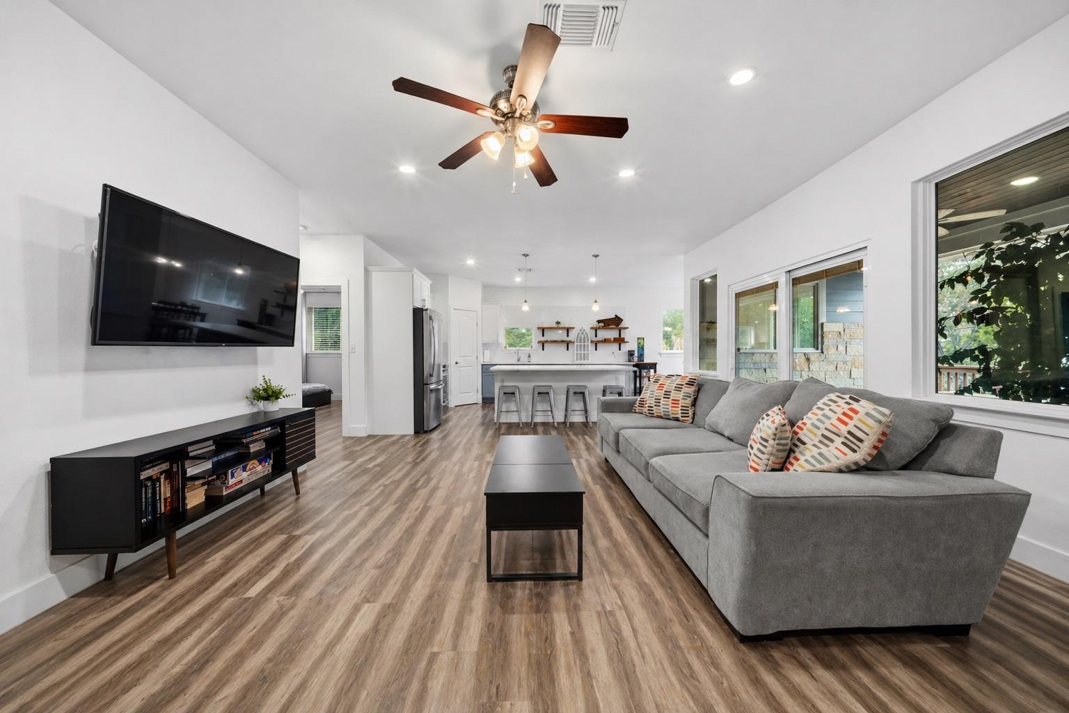 7502 Stable Lane Lago Vista TX 78645