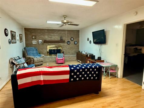 106 San Jacinto Street Lockhart TX 78644