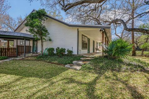 611 Thurman Circle Kingsland TX 78639