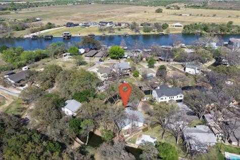 611 Thurman Circle Kingsland TX 78639