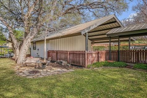 611 Thurman Circle Kingsland TX 78639