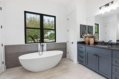 109 Rocky Summit Court Spicewood TX 78669