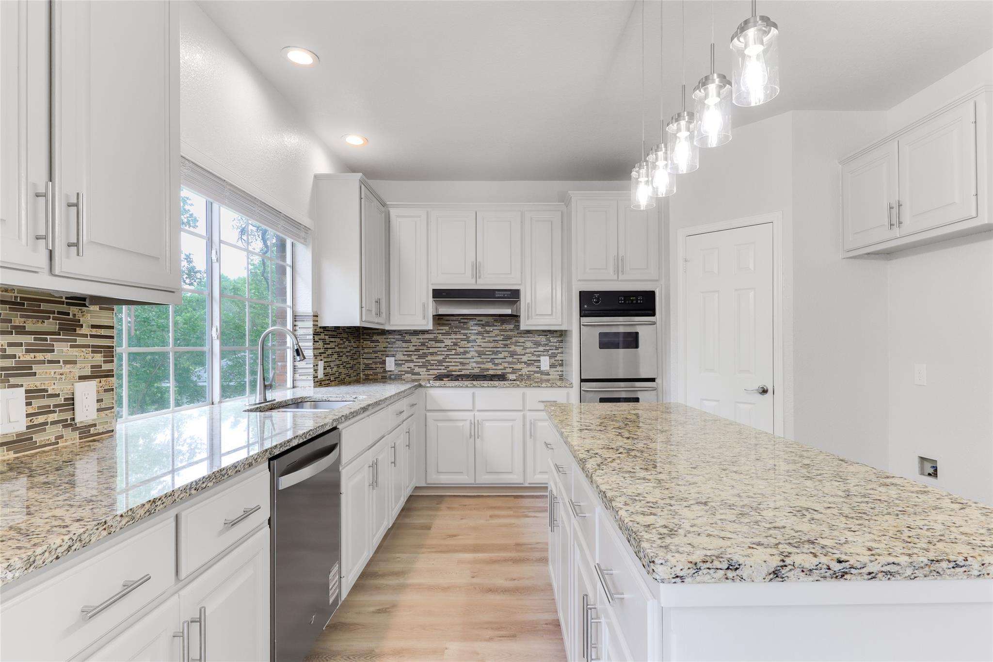 11125 Savin Hill Lane Austin TX 78739