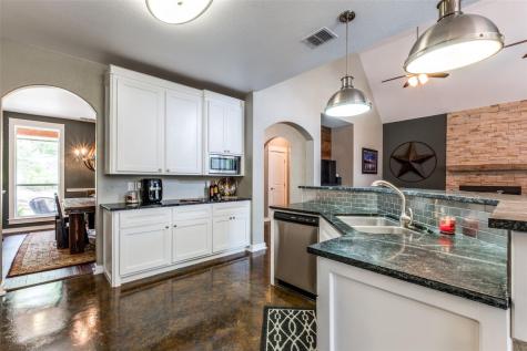 20501 Bee Hive Lane Spicewood TX 78669