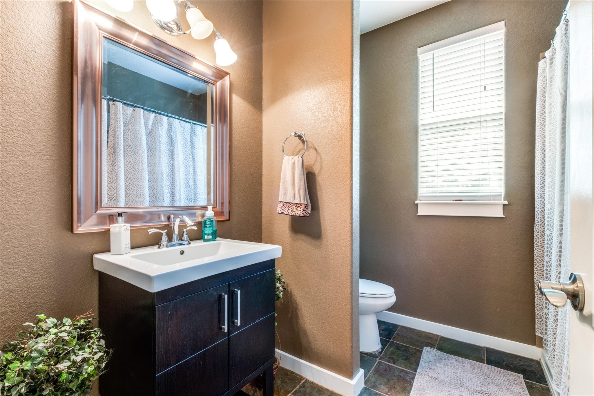 20501 Bee Hive Lane Spicewood TX 78669