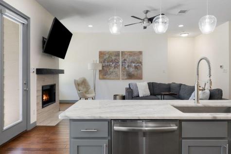 338 Coventry Road Spicewood TX 78669