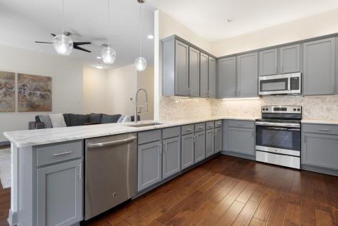 338 Coventry Road Spicewood TX 78669