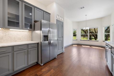 338 Coventry Road Spicewood TX 78669