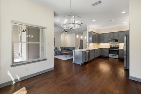 338 Coventry Road Spicewood TX 78669
