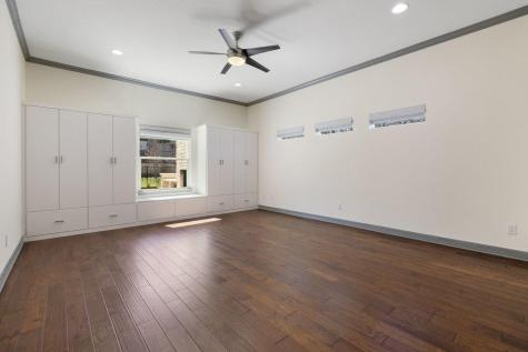 338 Coventry Road Spicewood TX 78669