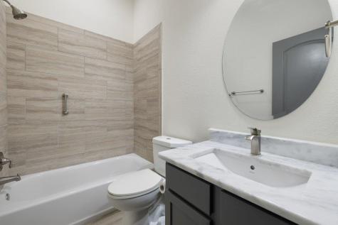 338 Coventry Road Spicewood TX 78669