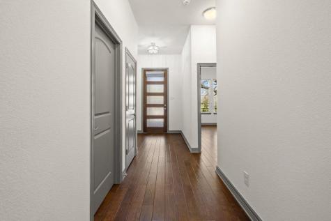 338 Coventry Road Spicewood TX 78669