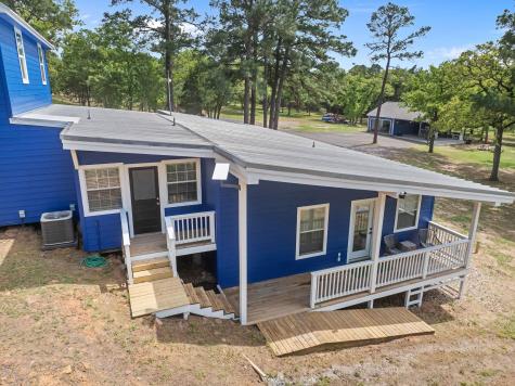 129 Valley Spur Smithville TX 78957