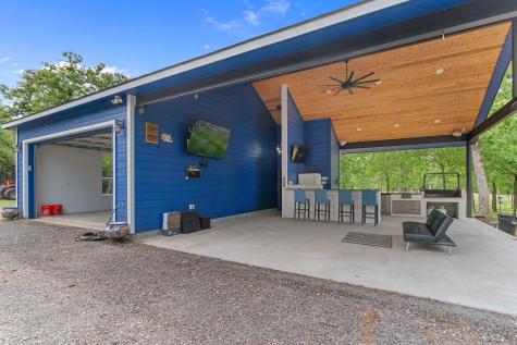 129 Valley Spur Smithville TX 78957