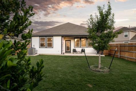 170 Corral Cove Kyle TX 78640