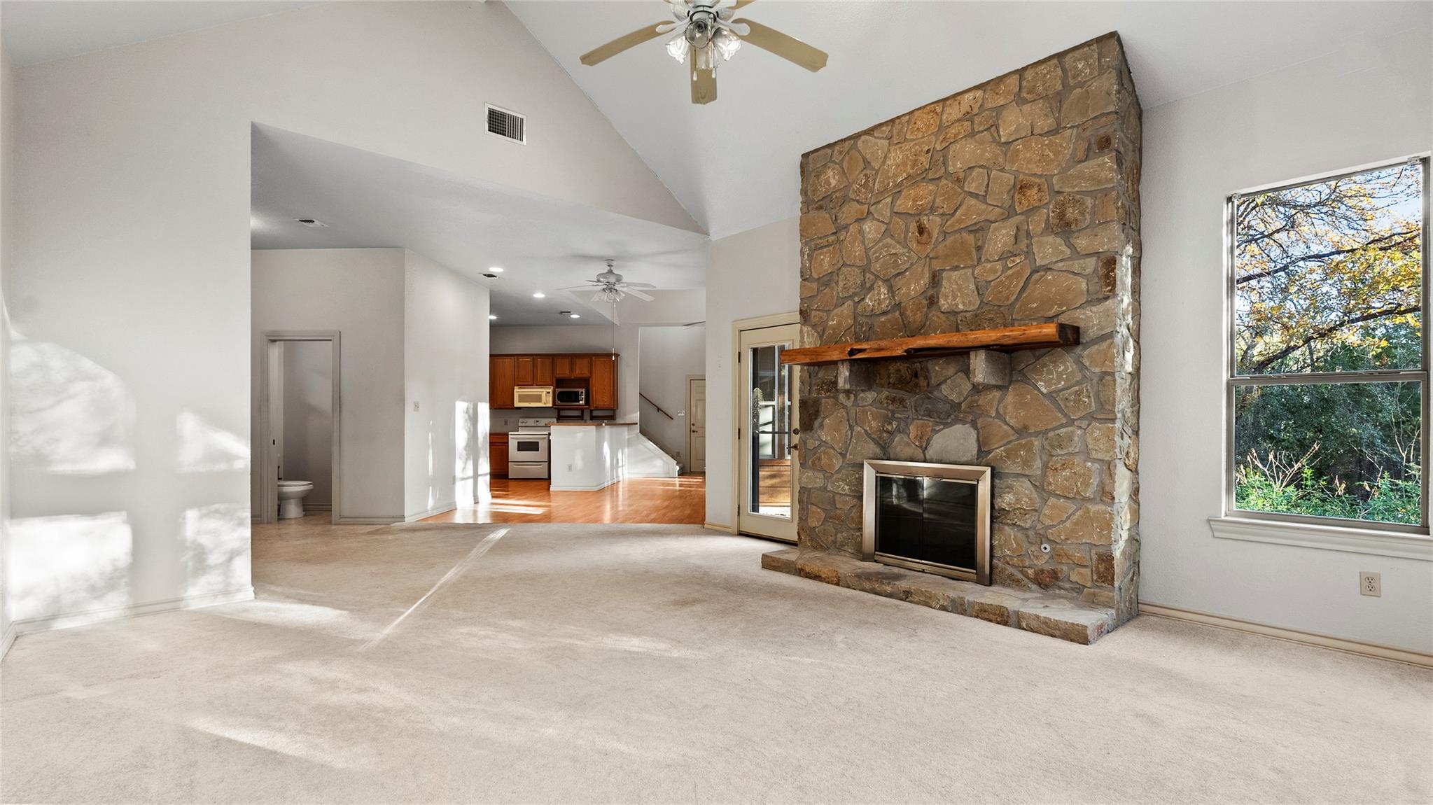 315 Arbors Circle Elgin TX 78621