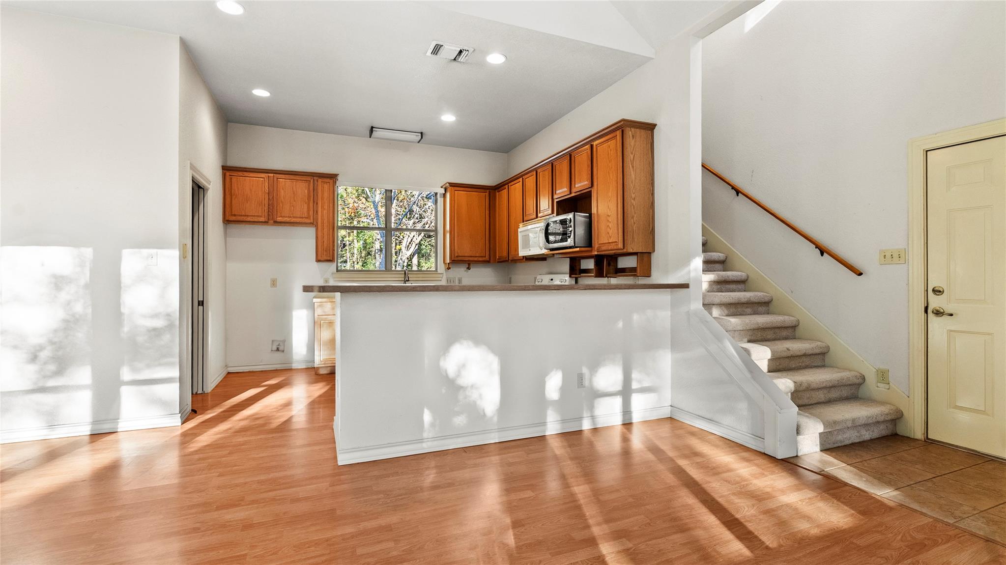 315 Arbors Circle Elgin TX 78621