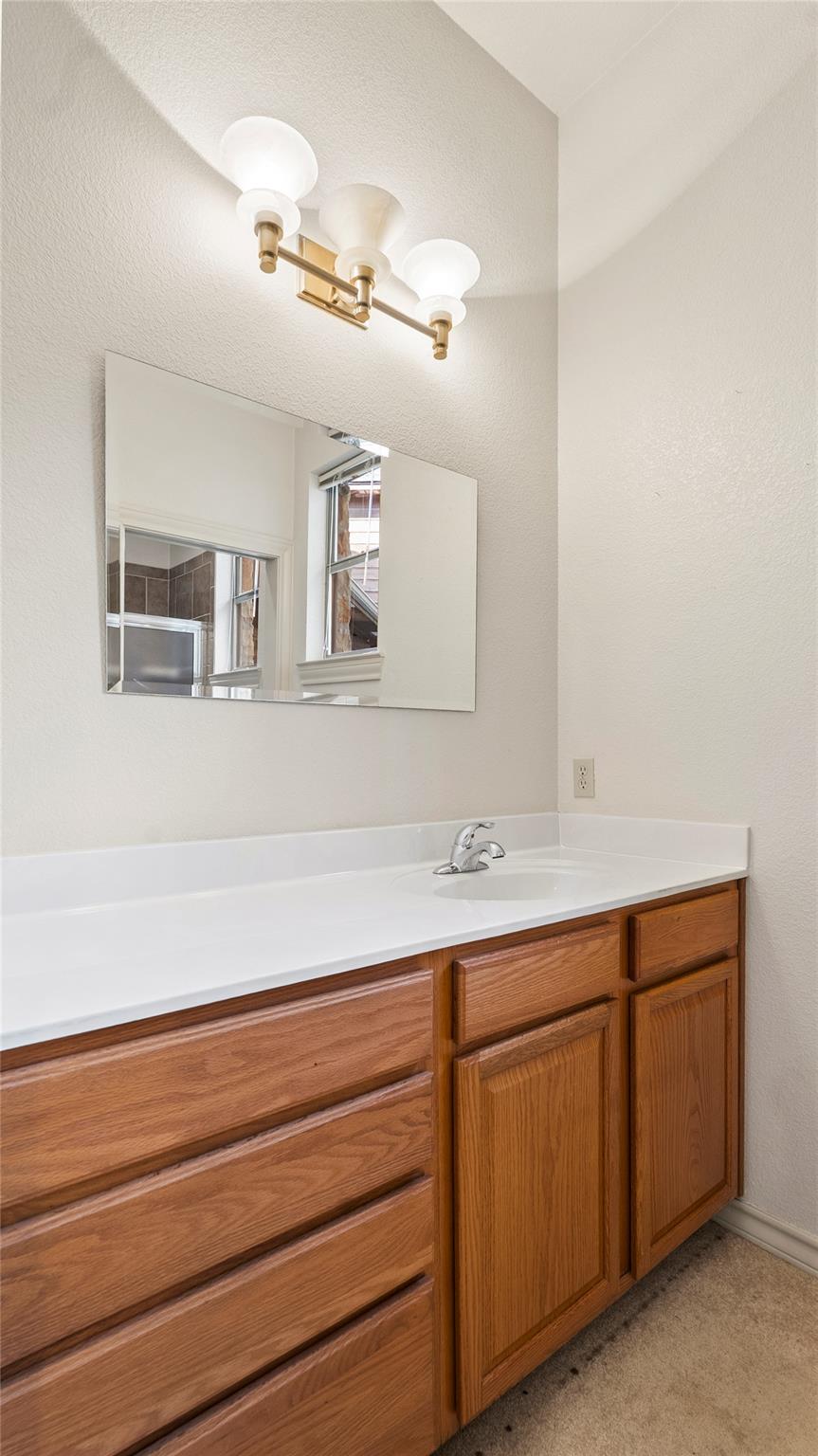 315 Arbors Circle Elgin TX 78621