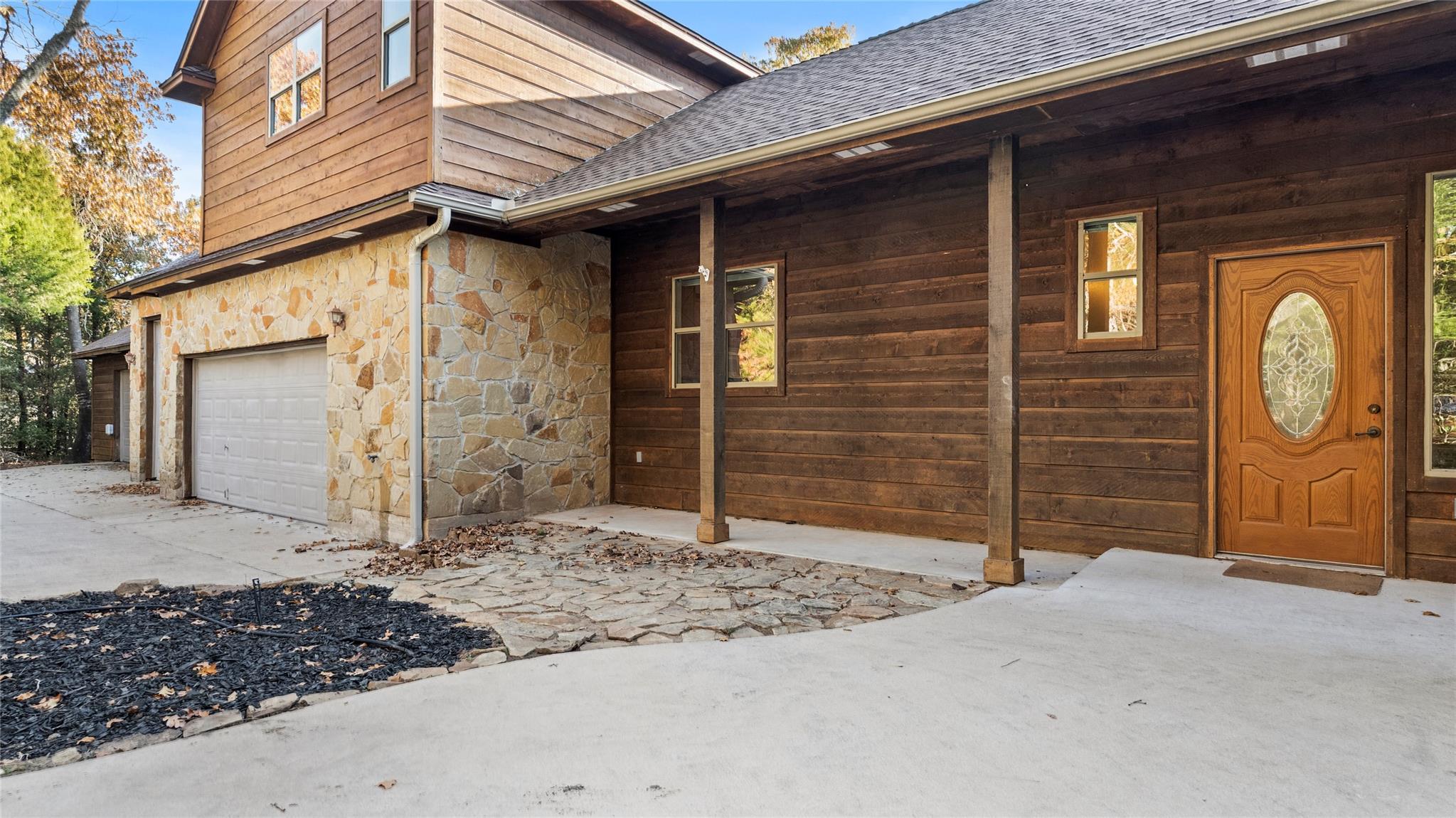 315 Arbors Circle Elgin TX 78621