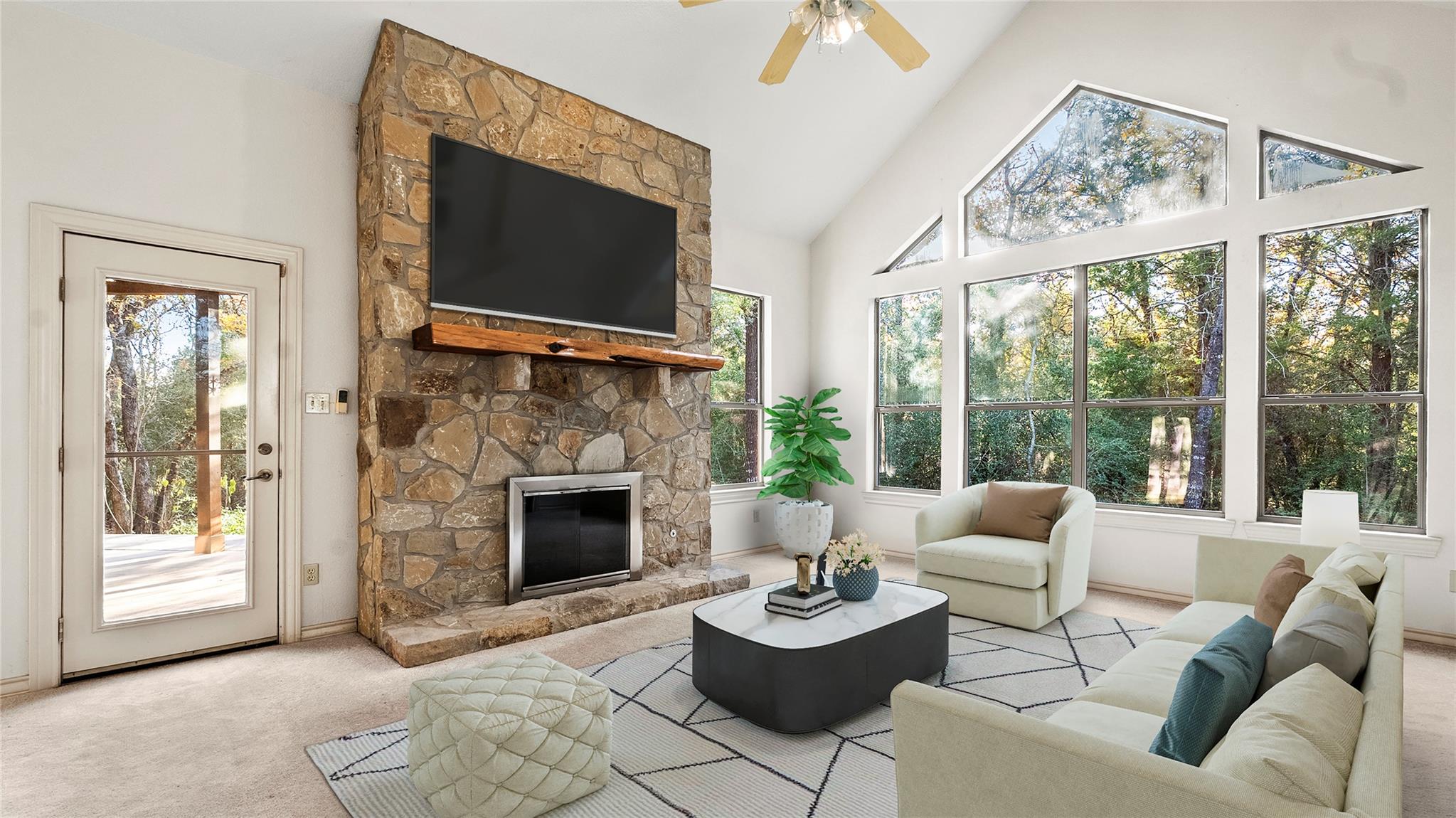 315 Arbors Circle Elgin TX 78621