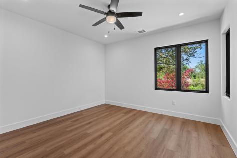 1402 Beckett Street Austin TX 78757