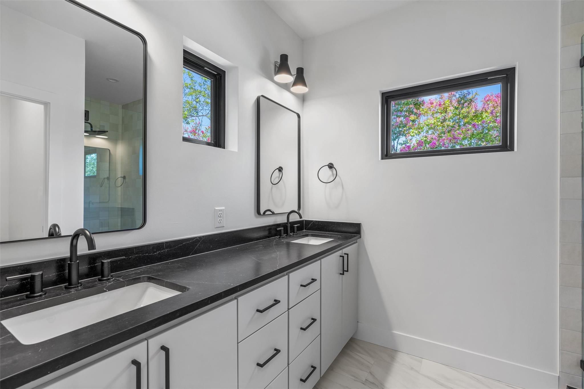1402 Beckett Street Austin TX 78757