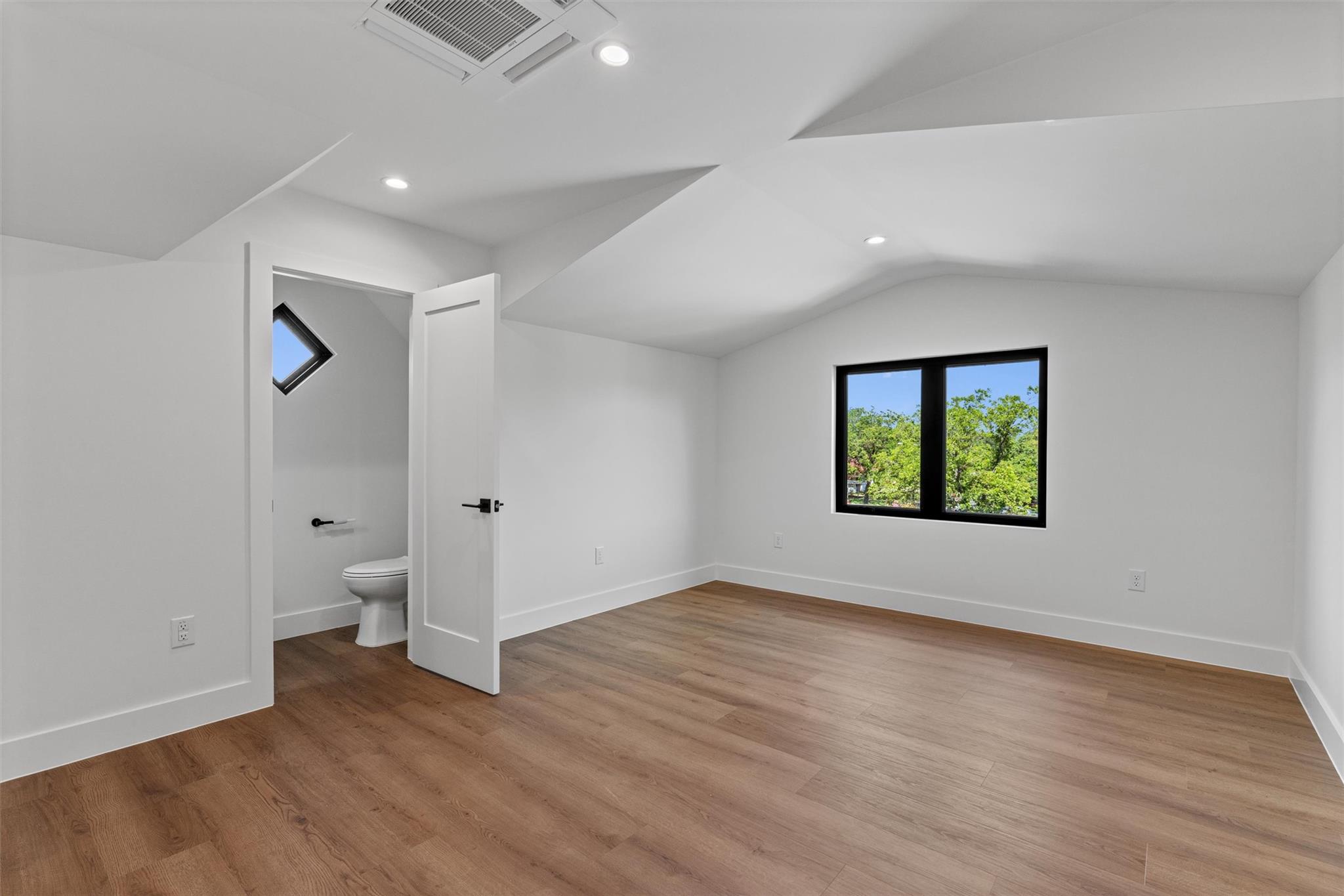1402 Beckett Street Austin TX 78757