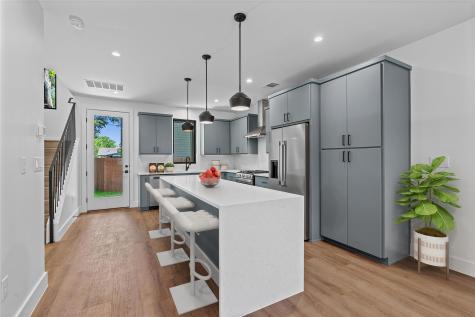 1402 Beckett Street Austin TX 78757