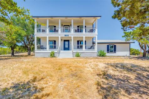 1805 Spring Valley Drive Dripping Springs TX 78620