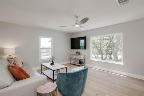 1805 Spring Valley Drive Dripping Springs TX 78620