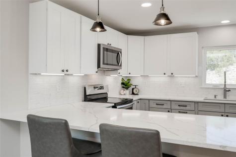 1805 Spring Valley Drive Dripping Springs TX 78620
