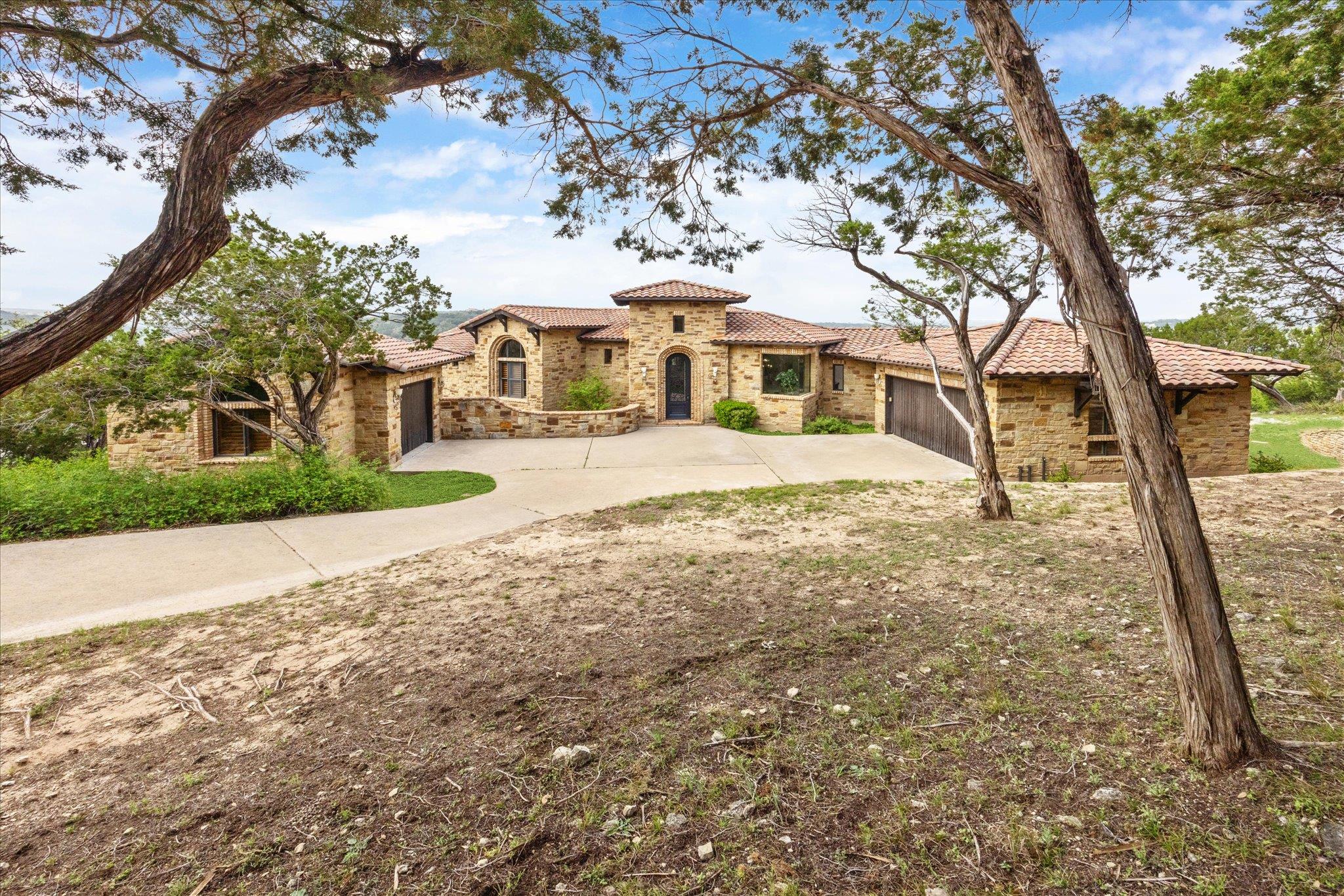 709 S Angel Light Drive Spicewood TX 78669
