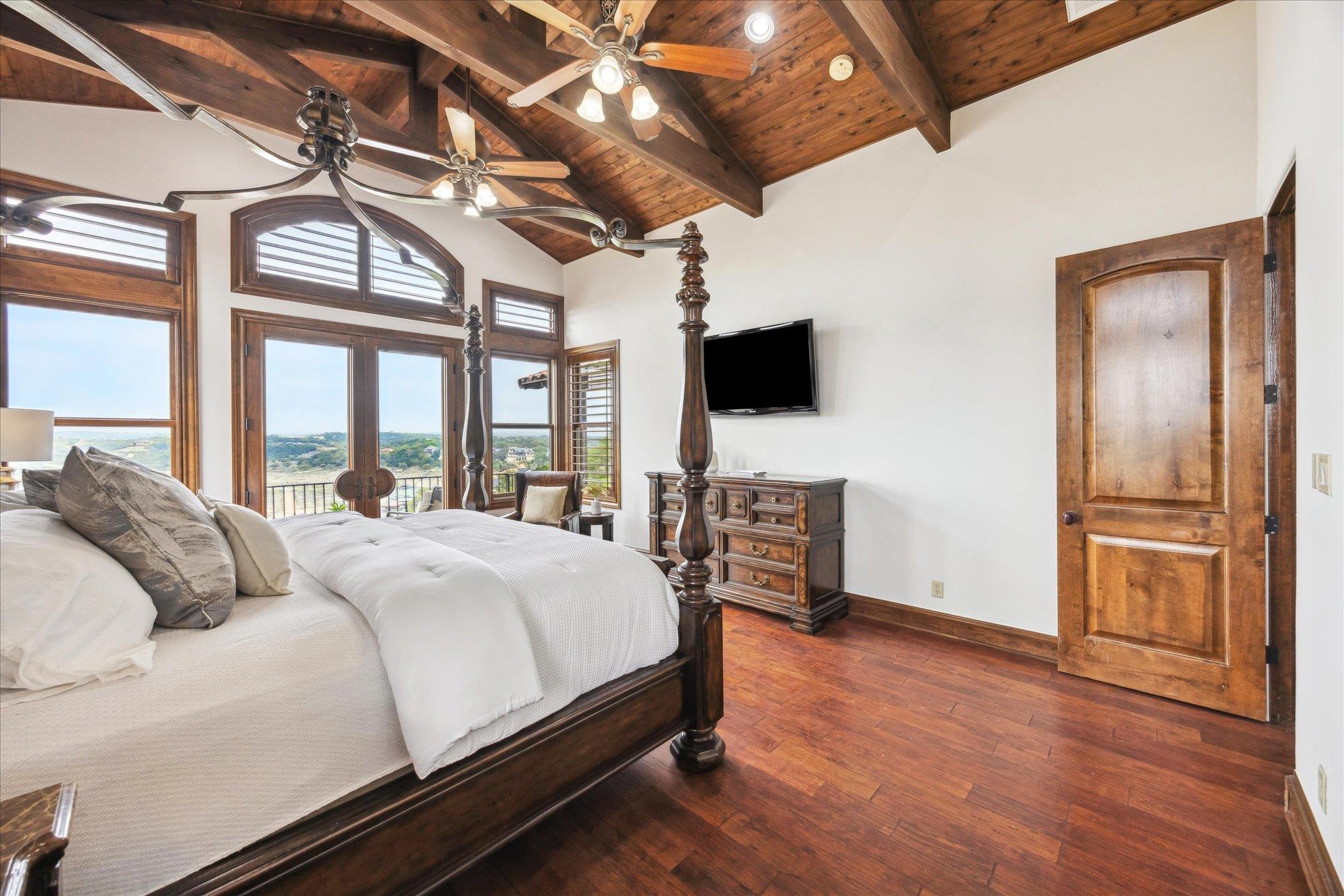 709 S Angel Light Drive Spicewood TX 78669
