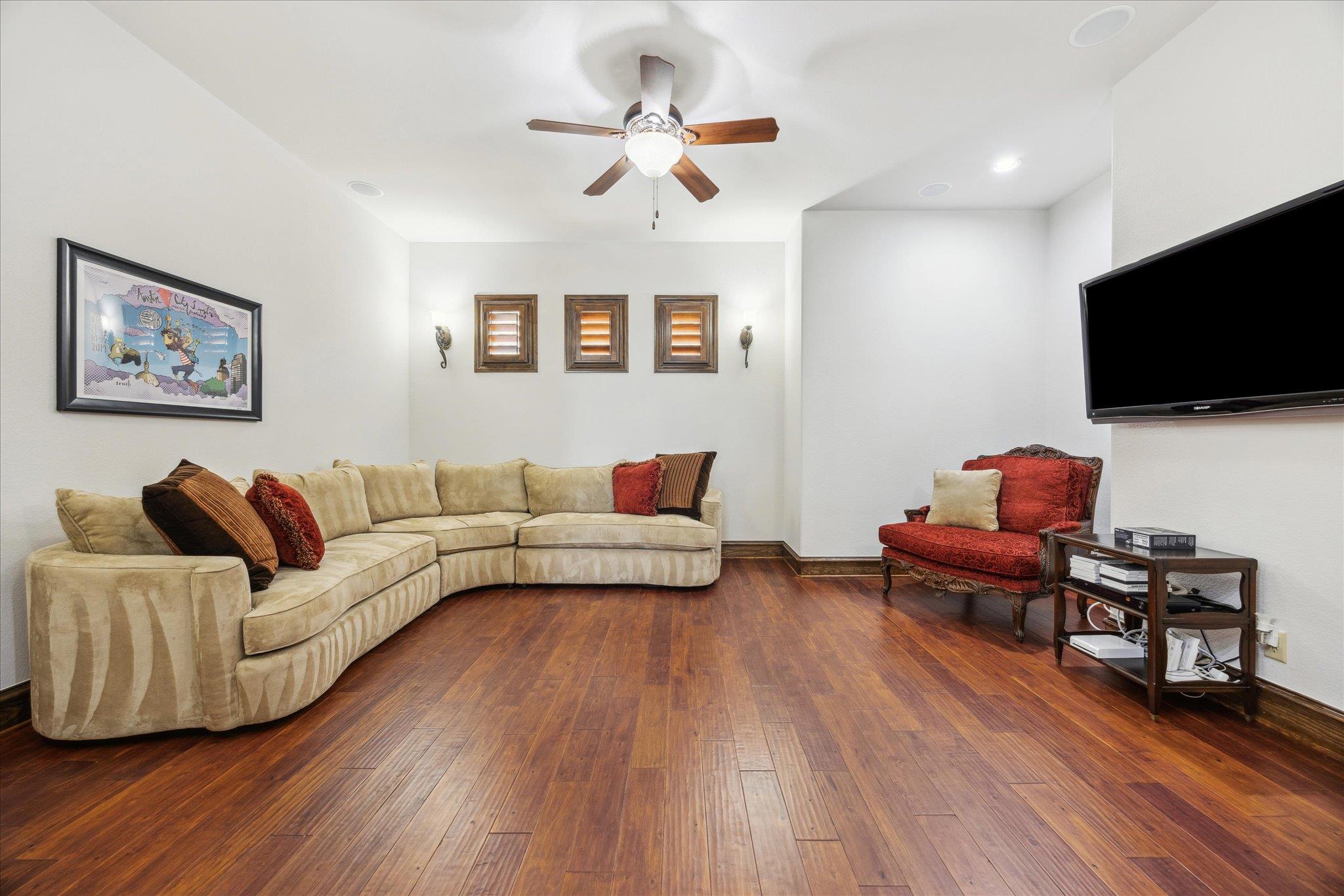 709 S Angel Light Drive Spicewood TX 78669