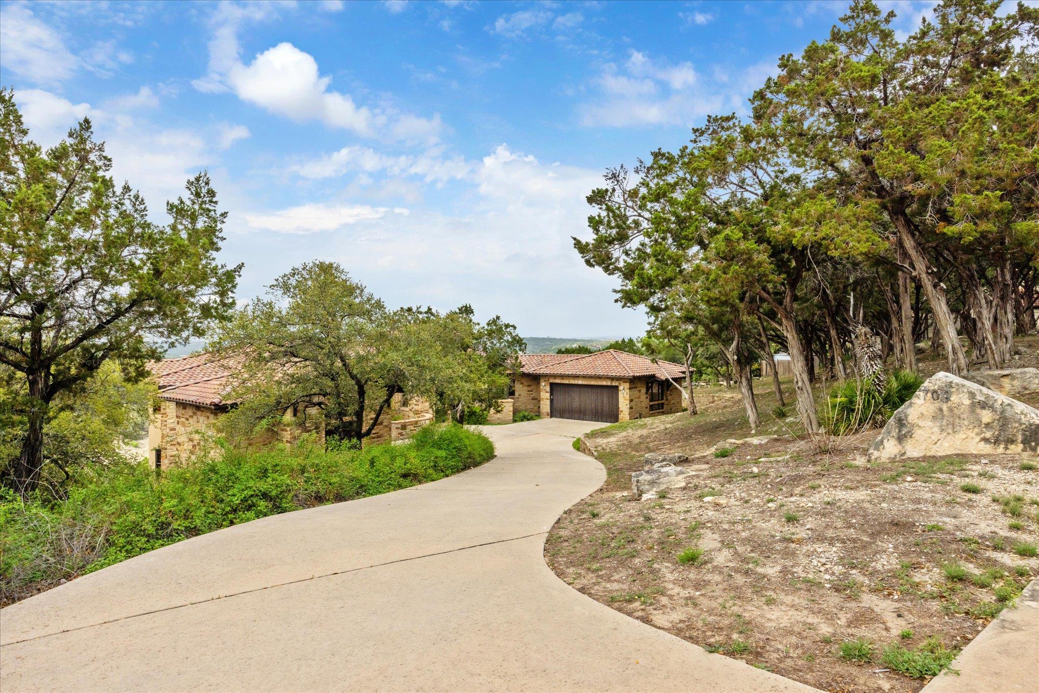 709 S Angel Light Drive Spicewood TX 78669