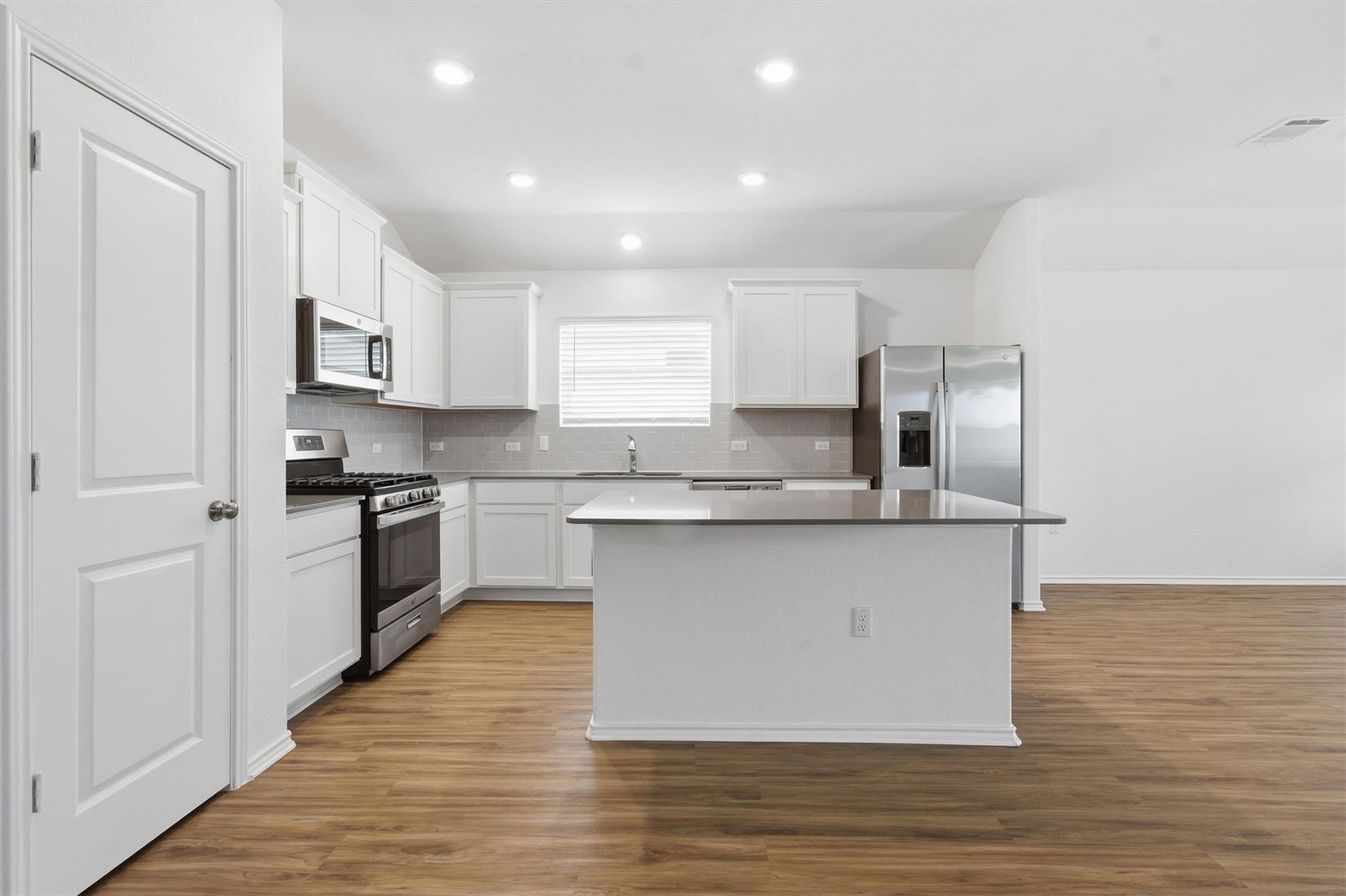 10525 Steinbeck Drive Austin TX 78747