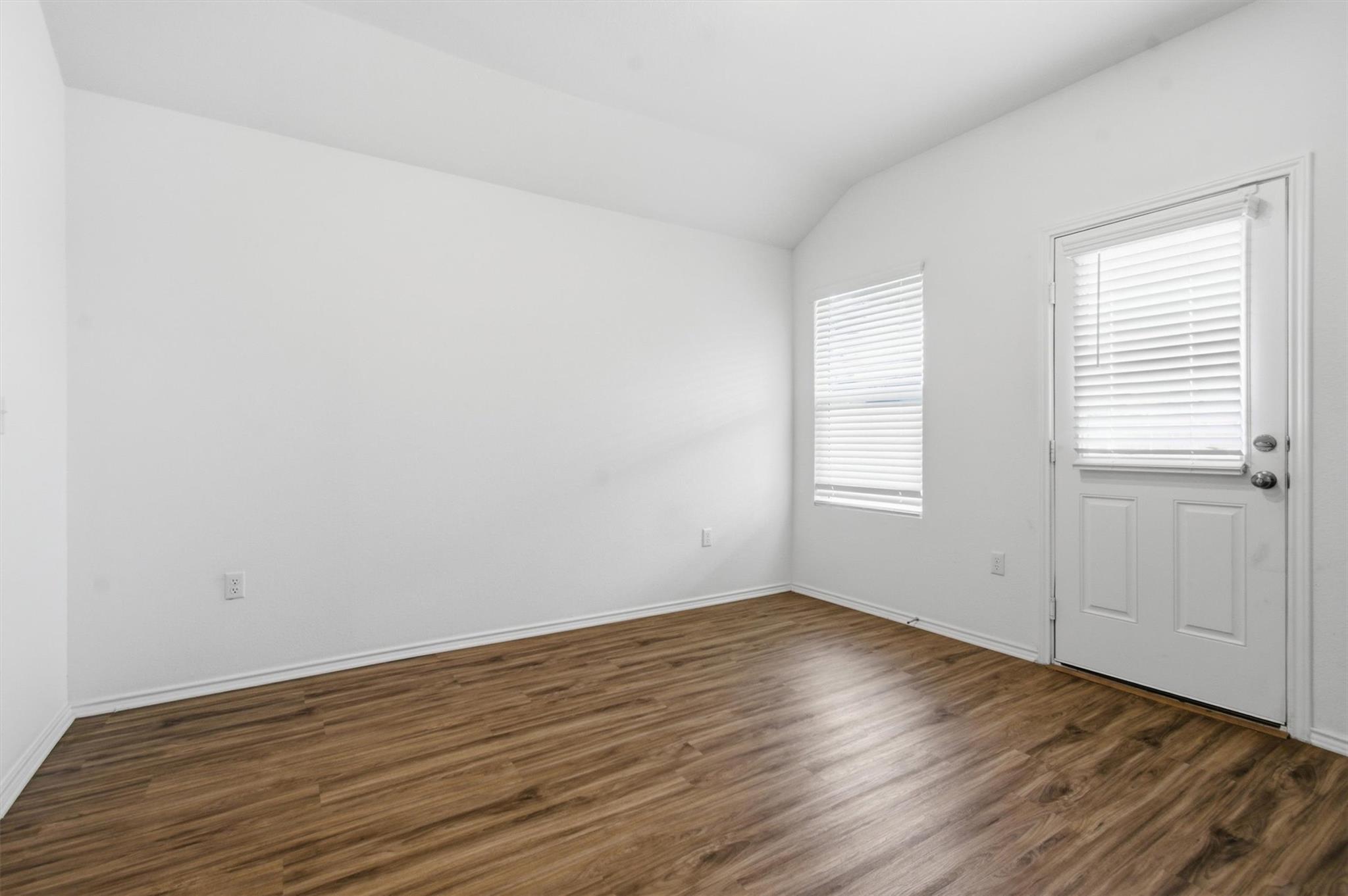 10525 Steinbeck Drive Austin TX 78747