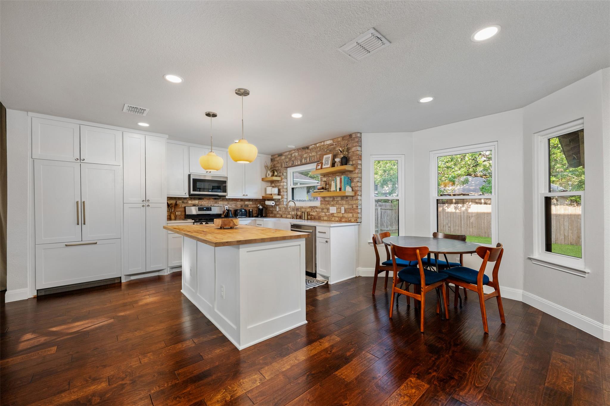 9313 Notches Drive Austin TX 78748