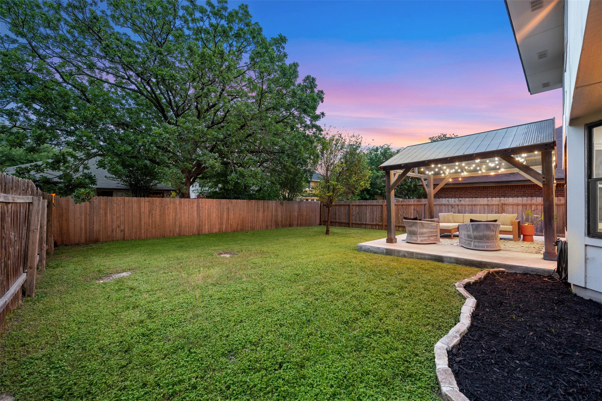 9313 Notches Drive Austin TX 78748