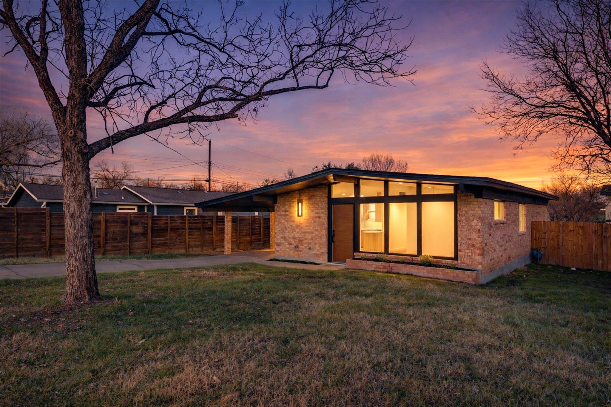 1719 Meander Drive Austin TX 78721