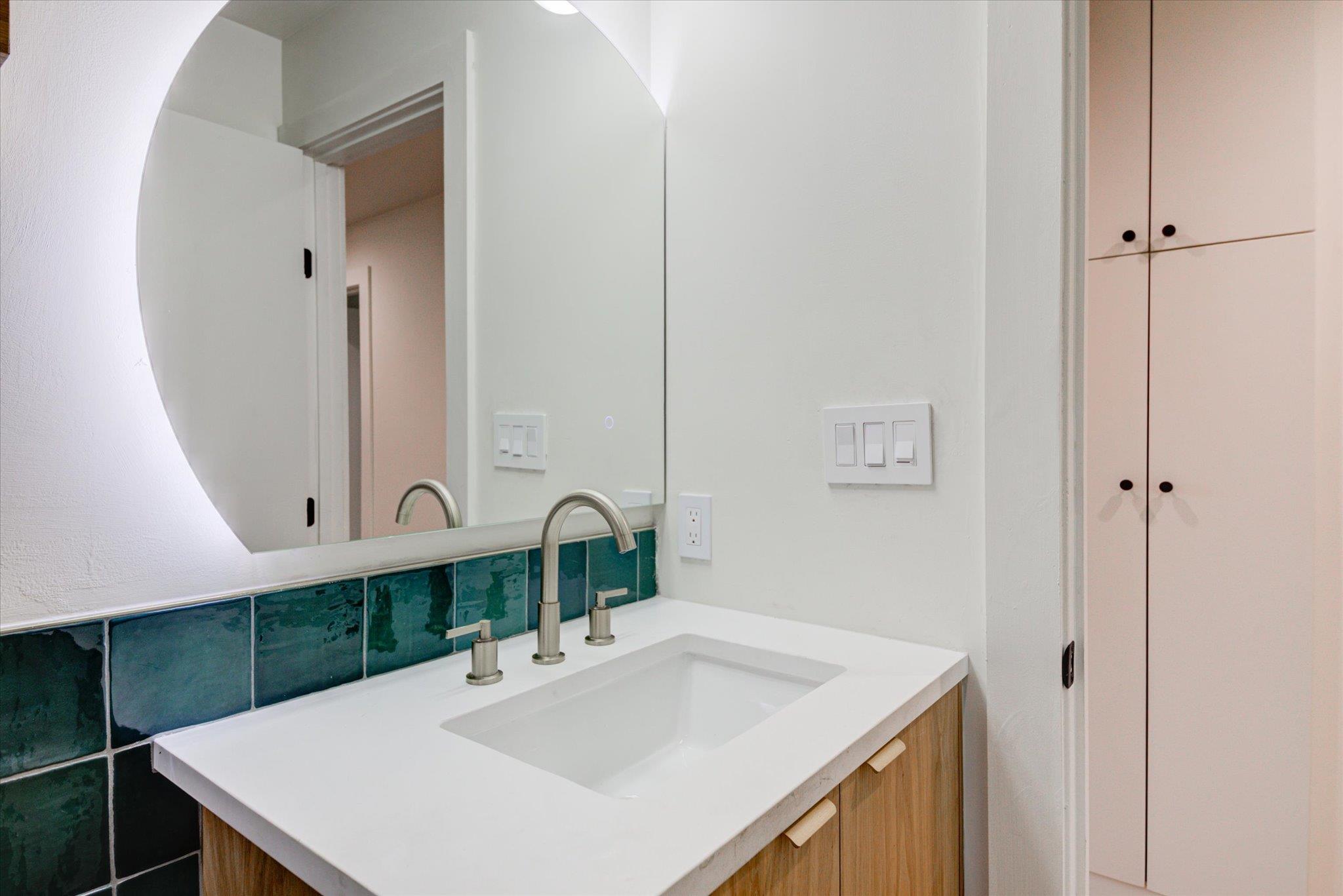 1719 Meander Drive Austin TX 78721